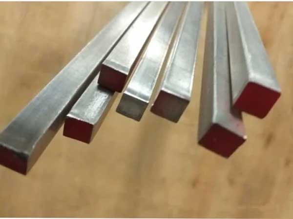 en-8-bright-square-bar